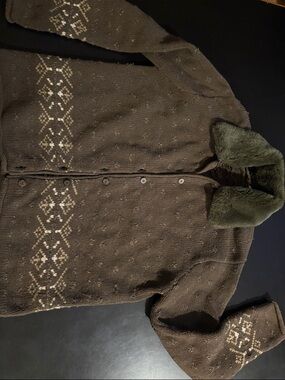Source Unknown Brown Fair Isle Knit Cardigan with Faux Fur Collar